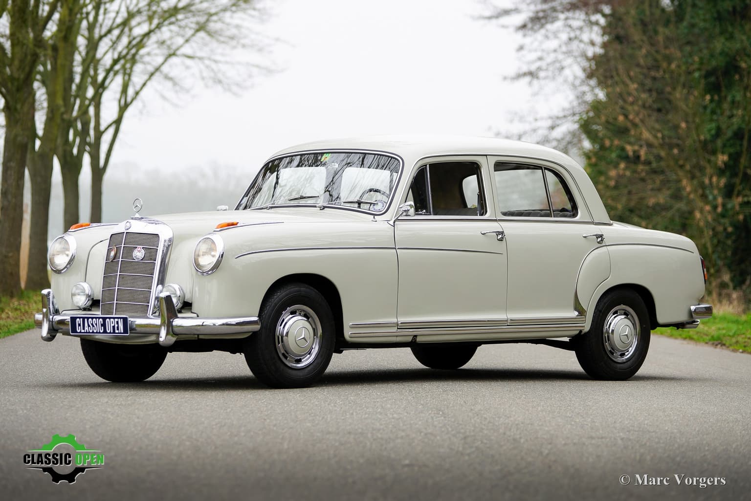 1958 Mercedes-Benz 220S